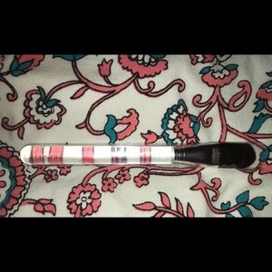 Clinique Foundation Brush w/ Clinique Superprimer